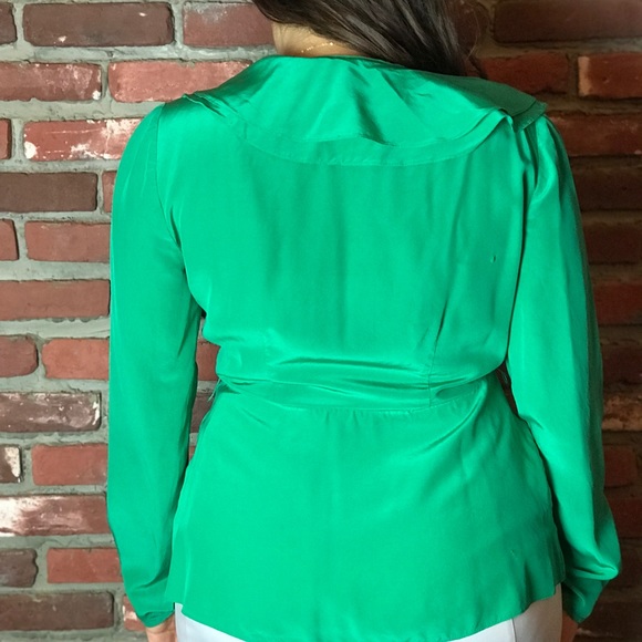 V-neck wrap blouse - Picture 6 of 7